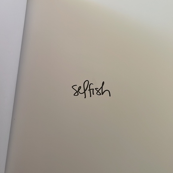 Selfish K Kardashian book - Picture 2 of 5